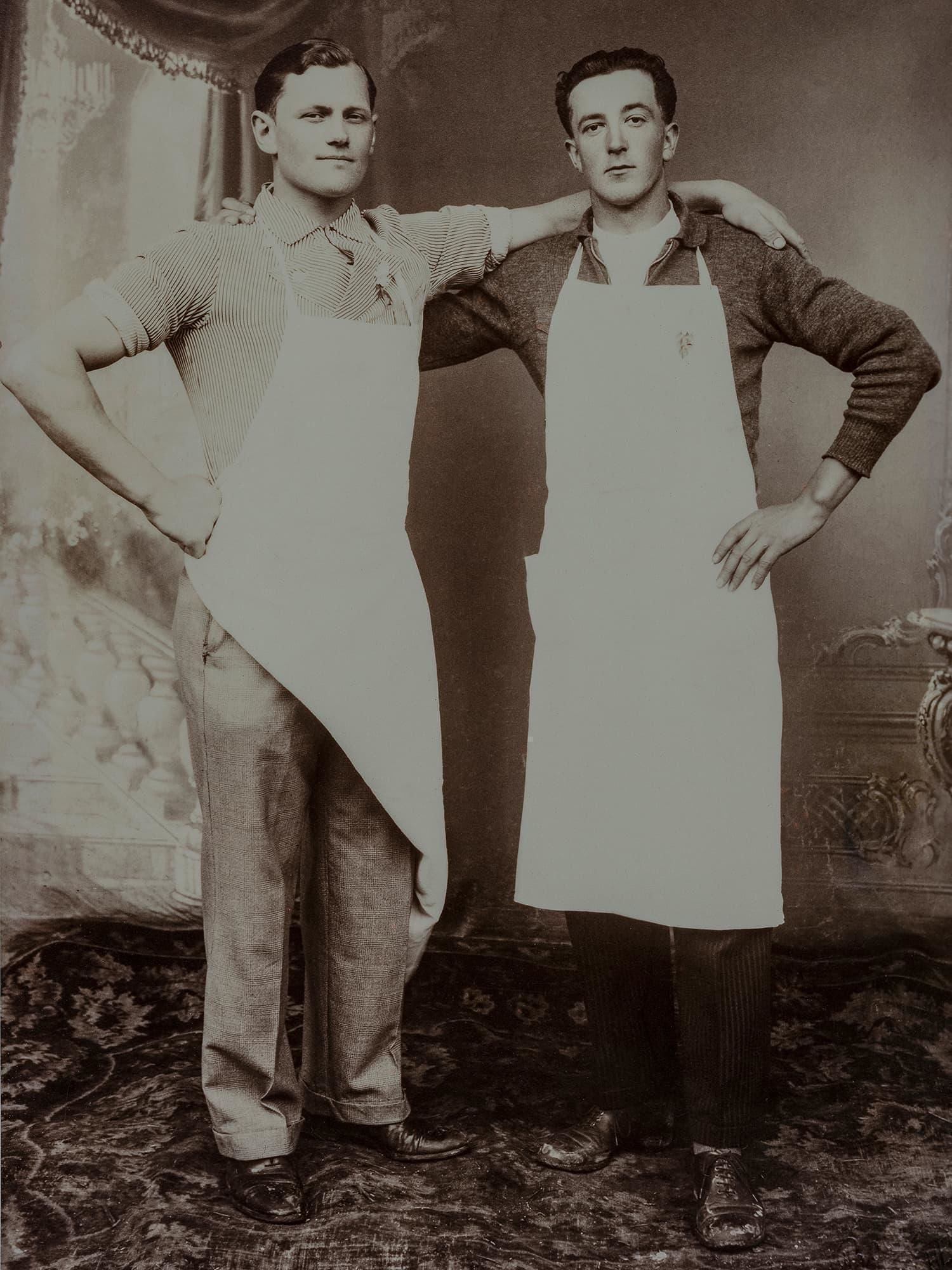 Joe Wasner und ein Freund bei der Arbeit